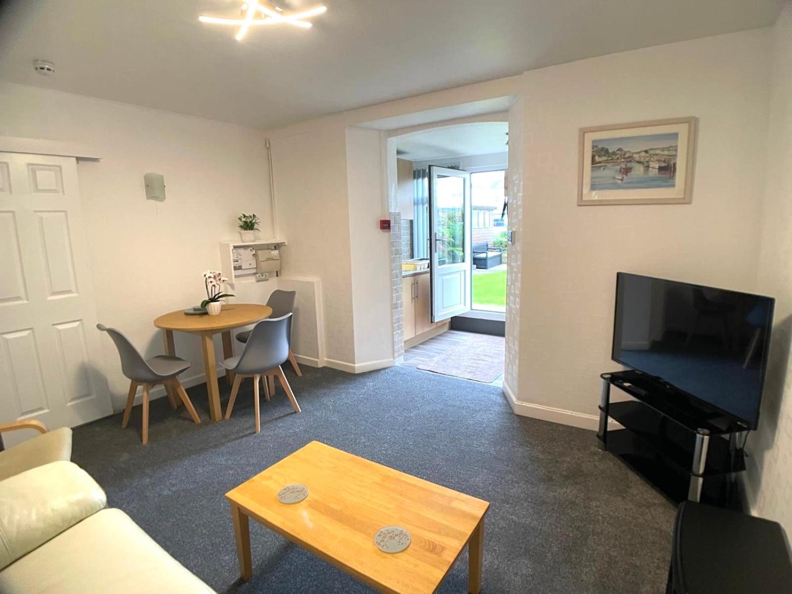 Bedford Holiday Apartments ペイントン エクステリア 写真