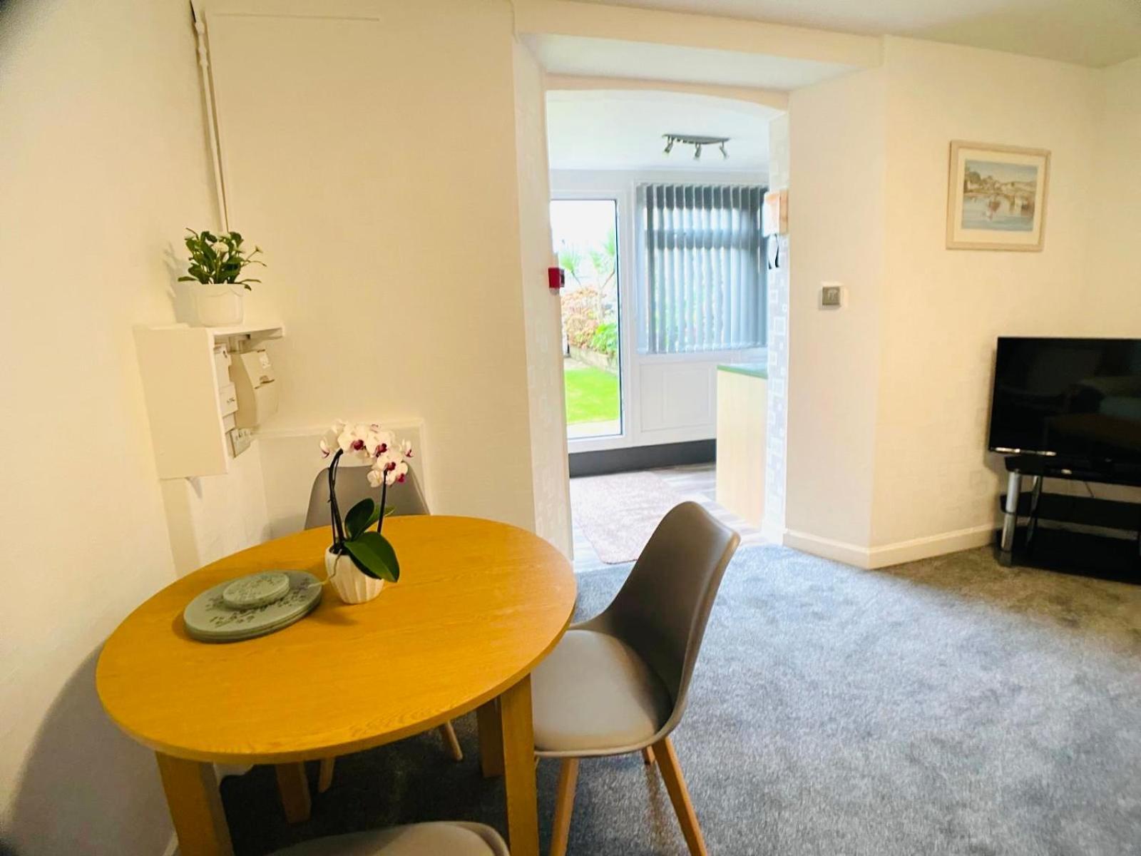 Bedford Holiday Apartments ペイントン エクステリア 写真