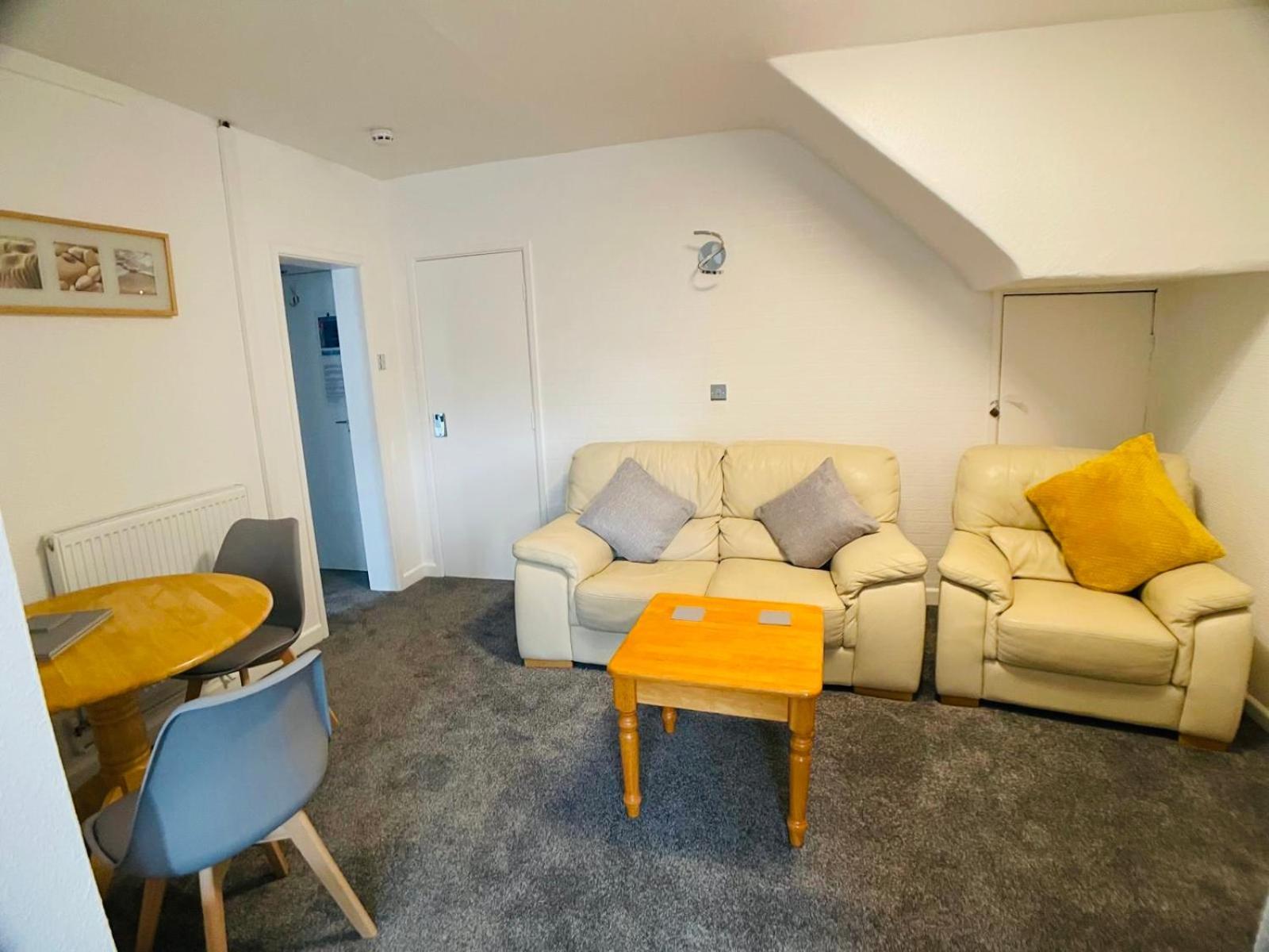 Bedford Holiday Apartments ペイントン エクステリア 写真